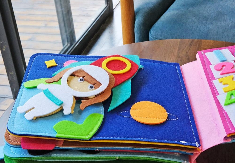Livre Montessori d’Activités – Histoires éducatives