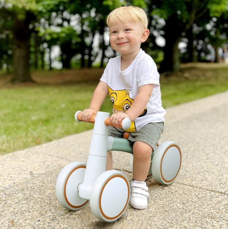 Vélo d’équilibre bébé