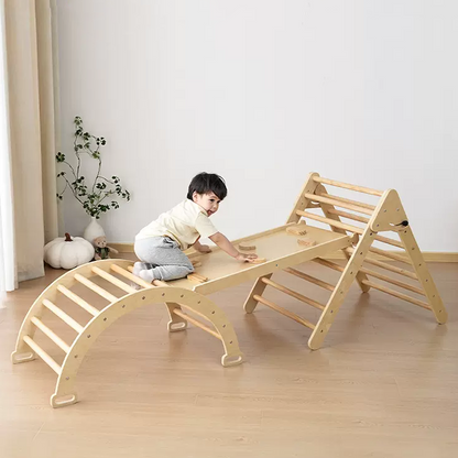 Structure d'escalade en bois pour bébé