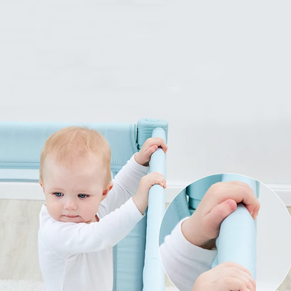 Parc pour bébé modulaire et réglable avec panneaux à verrouillage angulaire