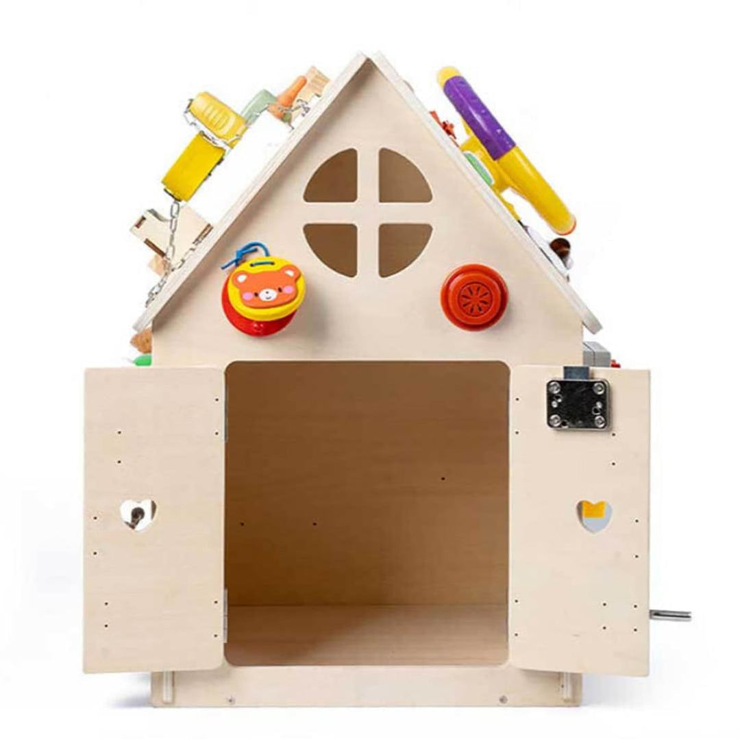 Maison d’activités en bois avec portes, boutons et éléments coulissants