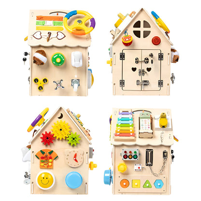 Maison d’activités en bois avec portes, boutons et éléments coulissants