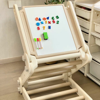 Structure d’escalade modulable et pliable avec table et tableau