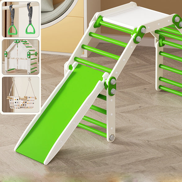 Structure d’escalade modulable et pliable avec table et tableau