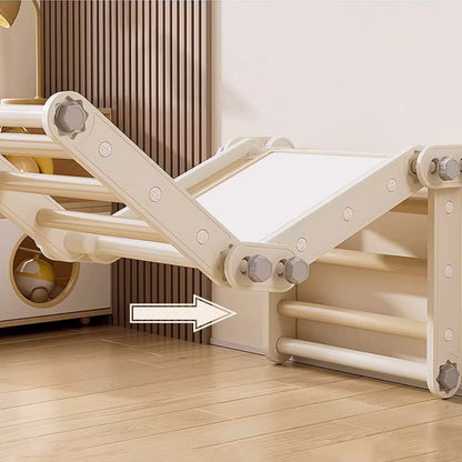 Structure d’escalade modulable et pliable avec table et tableau