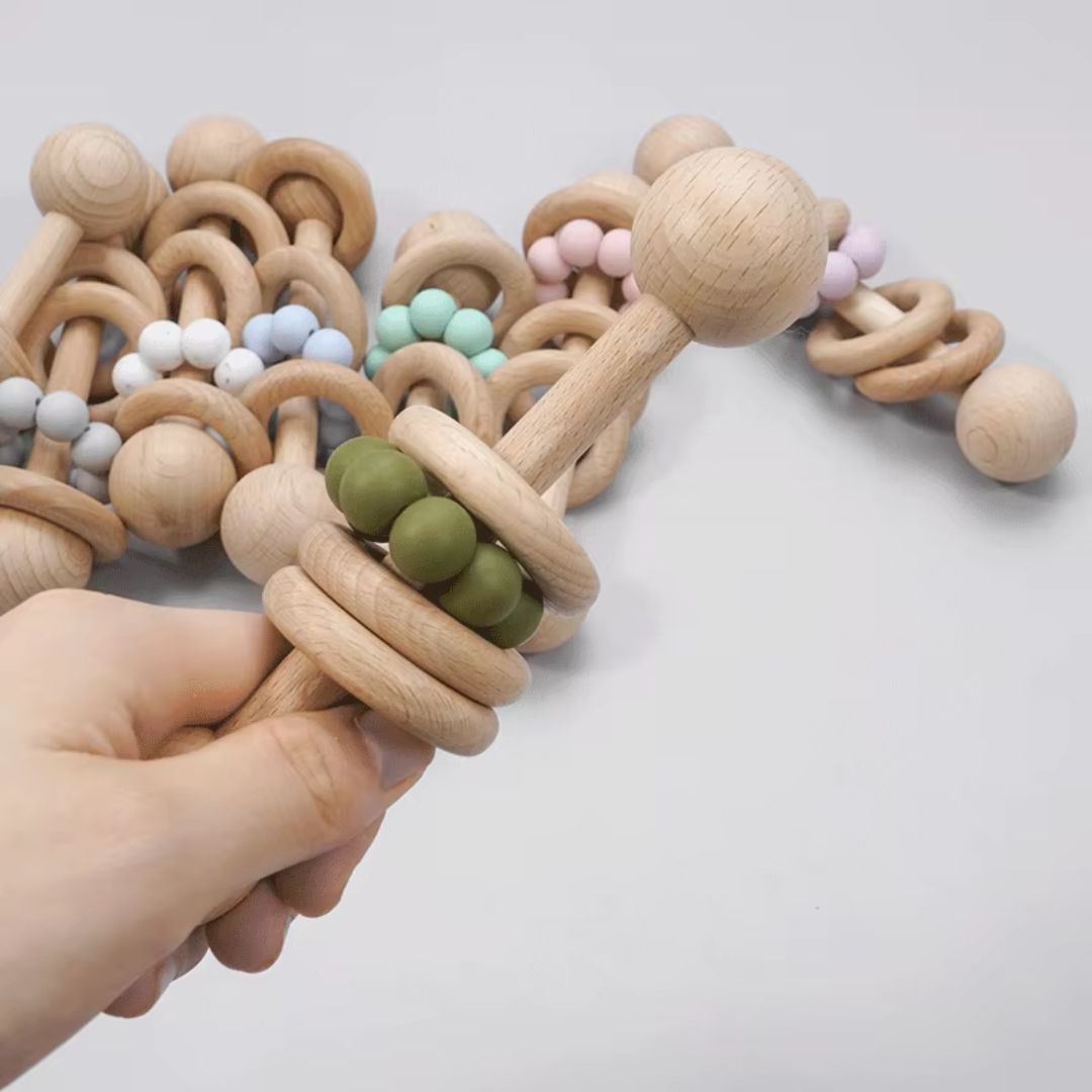 Hochet en Bois pour Bébé avec Anneaux de Dentition Montessori