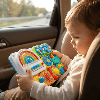 Tableau d’activités sensorielles pour enfant avec attaches et jeux de manipulation