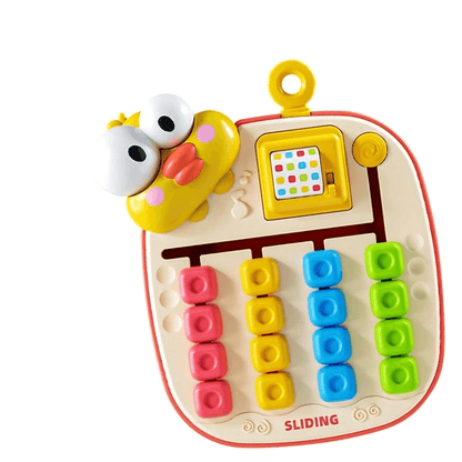 Puzzle coulissant coloré avec pièces à déplacer