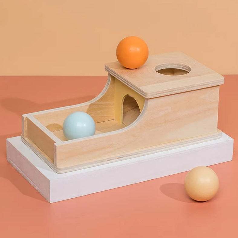 Boîte de permanence de l’objet Montessori en bois