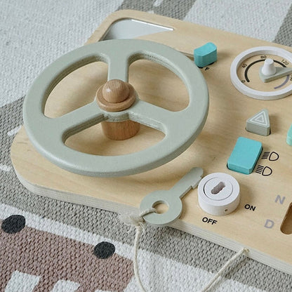 Tableau d’activités en bois sur le thème de la voiture – 2 à 5 ans