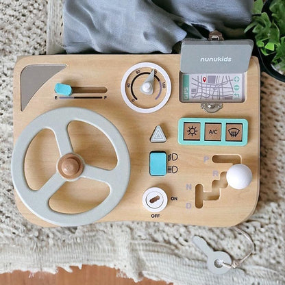Tableau d’activités en bois sur le thème de la voiture – 2 à 5 ans