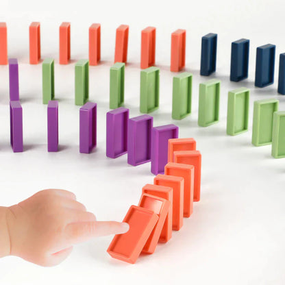 Train à Dominos Automatique pour Enfants – Chargeur Rapide avec 100 Dominos